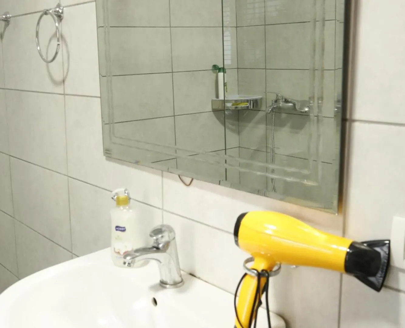 Πανσιόν Illyrian Studio Apartment 2 Τίρανα