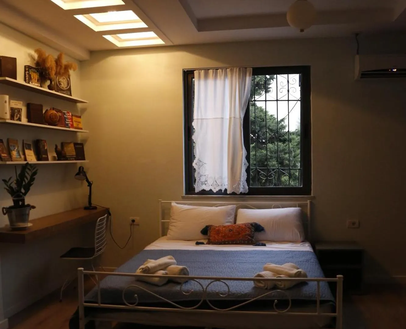 Illyrian Studio Apartment 2 Τίρανα 0*,